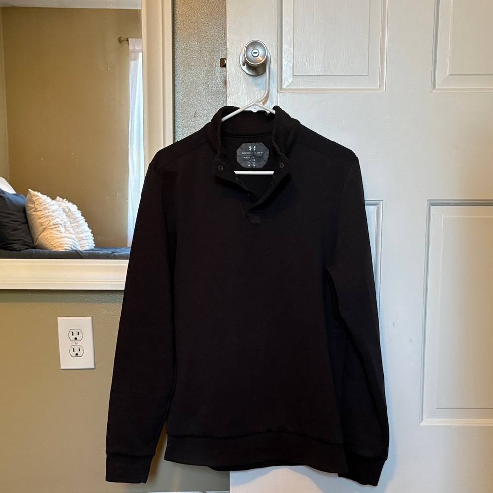 Under Armour Black Pullover